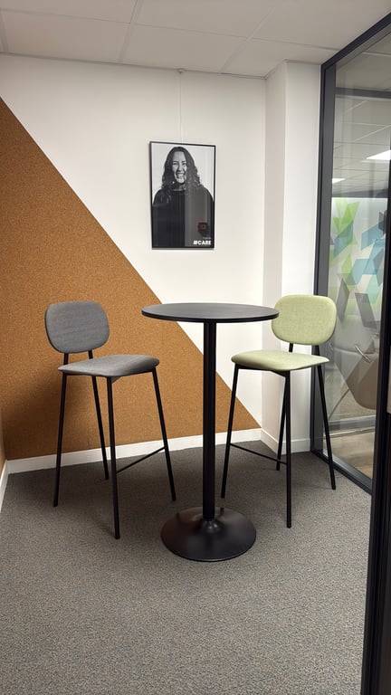 Table haute ronde 60x60 Noir - 3-4