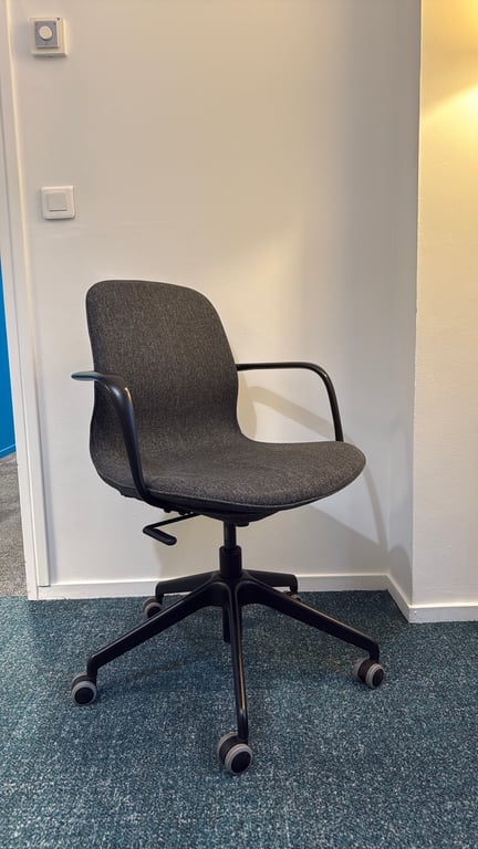 Chaise de réunion IKEA Langfjall Gris - 3-4