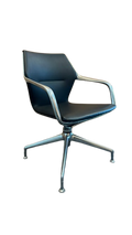 Chaise de réunion en cuir noir