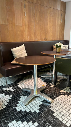 Table de cafétéria ronde 70x70 bois mélaminé - 3-4