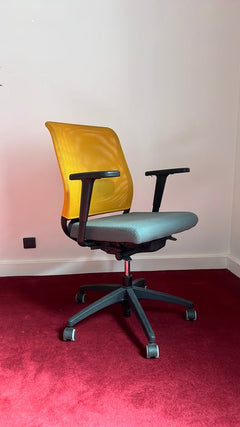 Fauteuil de bureau en tissu avec roulettes