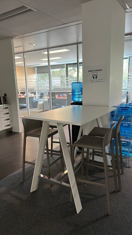Mange-debout 120x80 Blanc - ambiance