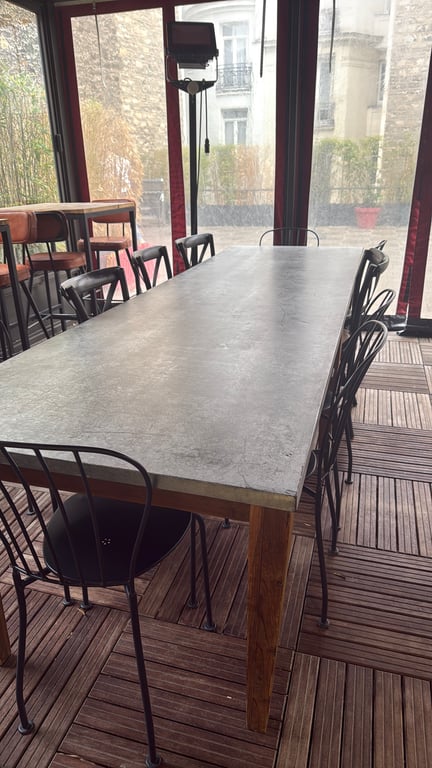 Table de cafétéria industrielle 300x60cm - 3-4