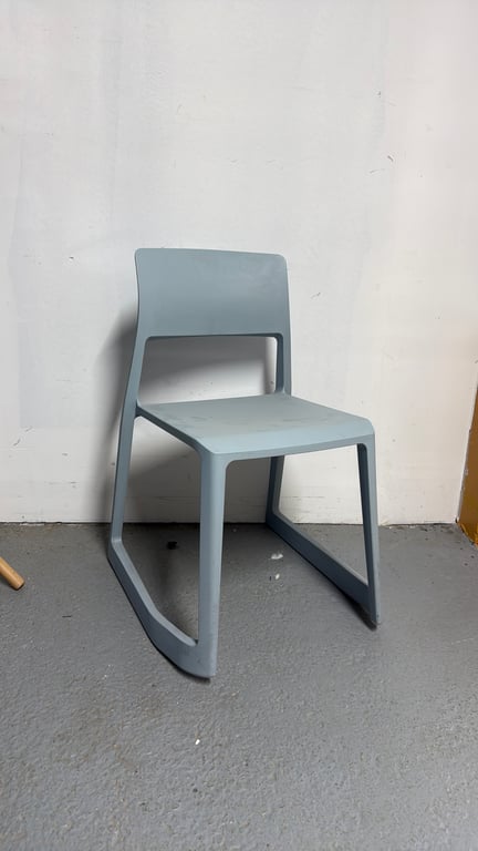 Chaise Vitra Tip Ton RE Grise - 3-4