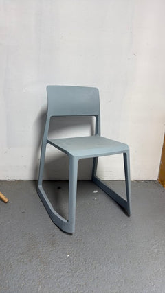 Chaise Vitra Tip Ton RE Grise - 3-4