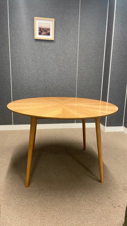 Table ronde 120x120 chêne - 3-4