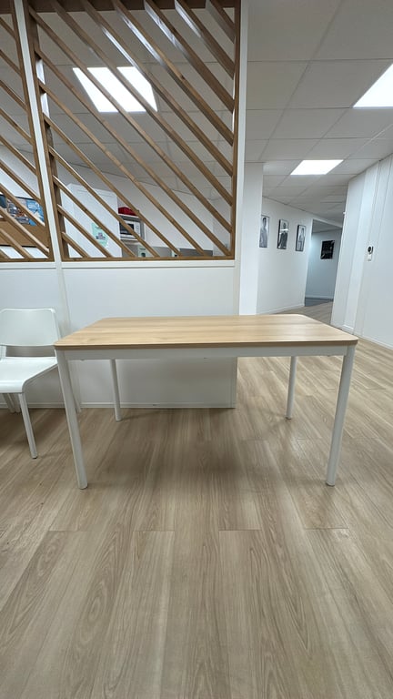 Table de cafétéria 130x70 IKEA MITTZON - 3-4