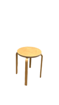 Tabouret IKEA Frosta en bois mélaminé