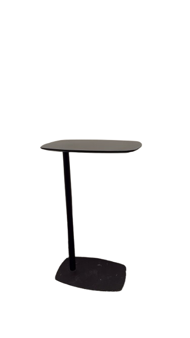 Table basse ovale en métal noir