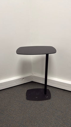 Table basse ovale en métal noir - 3-4