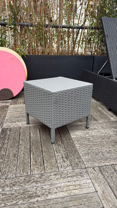 Table d'extérieur rectangulaire 36x36 Plastique gris - 3-4