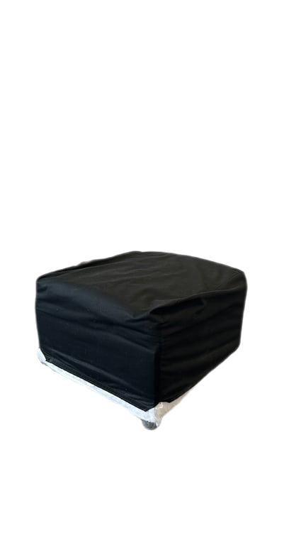 Pouf en tissu noir