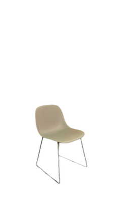 Chaise de cafétéria Muuto Fiber Side