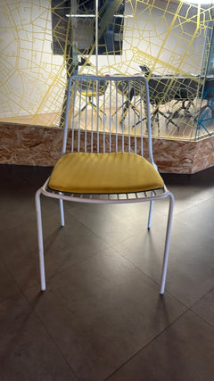 Chaise de cafétéria Pedrali - face