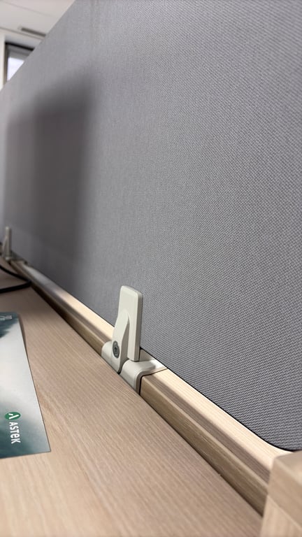 Cloison de bureau en tissu - 3-4