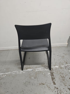Chaise de Cafétéria par Vitra