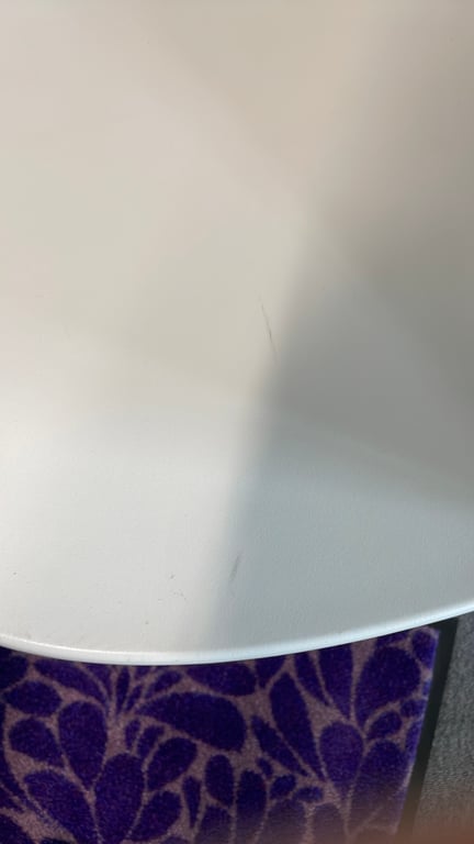 Chaise de réunion en bois et plastique