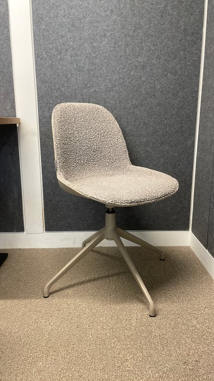 Chaise de réunion Albert Kuip par Zuiver - 3-4