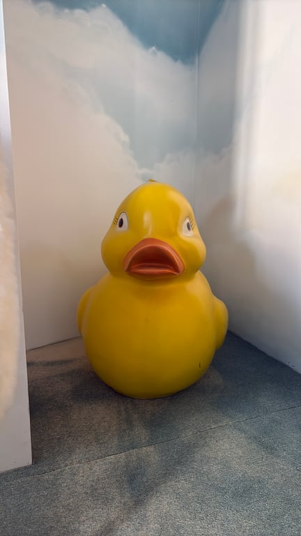 Accessoire en plastique jaune - 3-4
