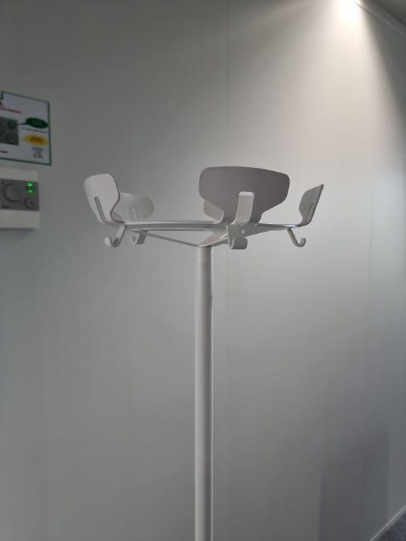 Porte-manteau en métal