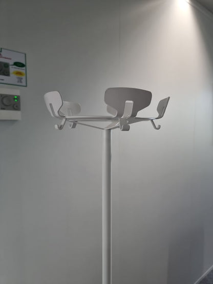 Porte-manteau en métal