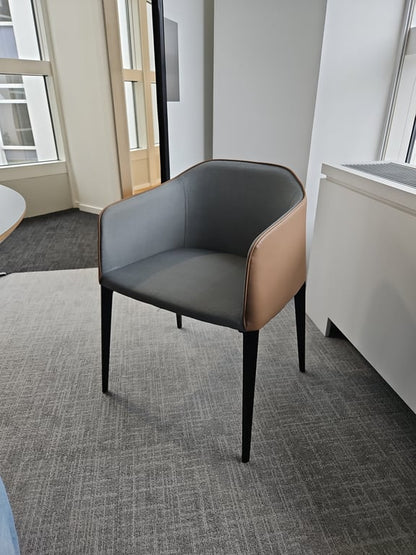 Chaise de réunion en bois et cuir