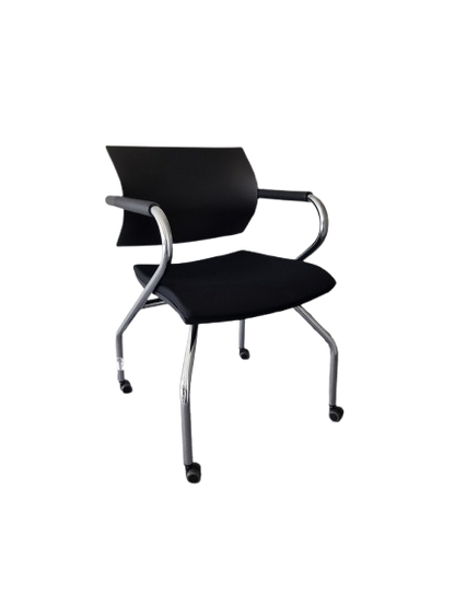 Chaise de réunion avec roulettes et accoudoirs