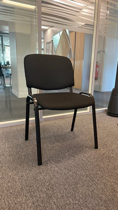 Chaise de réunion noire empilable - 3-4