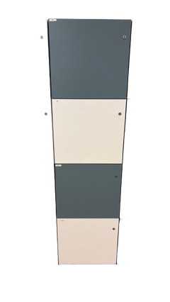 Casier portes battantes blanc et Cutty Sark