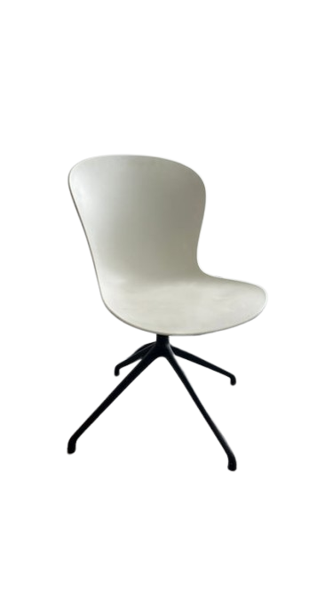 Chaise de réunion avec dossier plein et piètement étoile