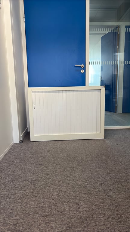 Armoire Basse avec Portes Coulissantes