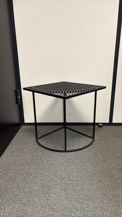Table basse 40x40 Métal noir Petite Friture - 3-4