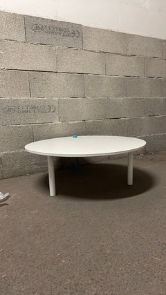 Table basse ronde en métal blanc - 3-4