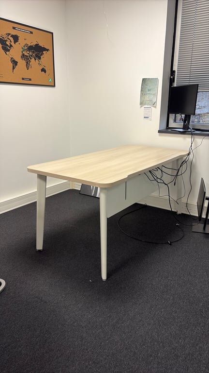 Bureau droit Steelcase - Angle rond - 3-4