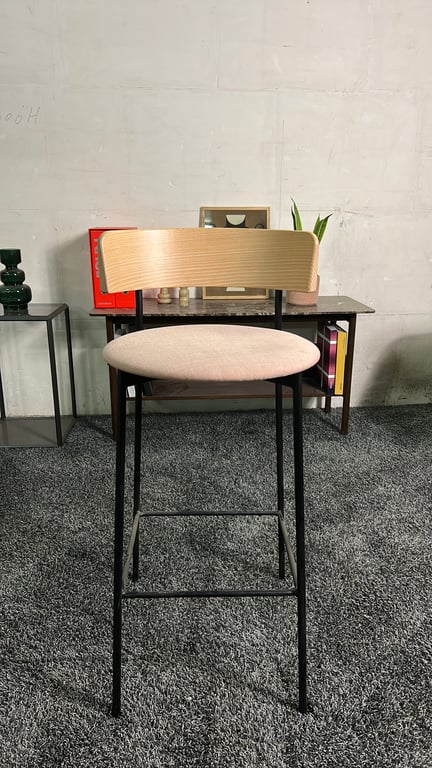 Chaise/tabouret haut fést - face