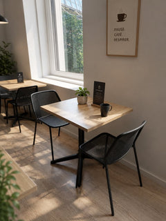 Table carrée 60x60 Chêne clair