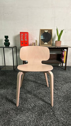 Chaise de cafétéria La chaise Française H10 Bois - face