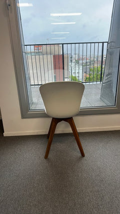 Chaise de cafétéria BoConcept Adelaide Blanc/Chêne - arriere