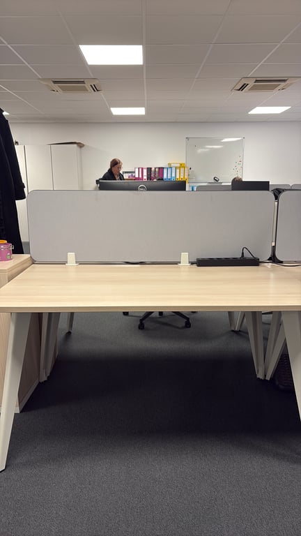 Cloison de bureau en tissu - 3-4