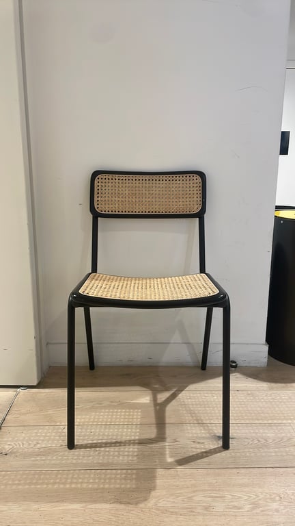 Chaise de cafétéria Zuiver Jort - face