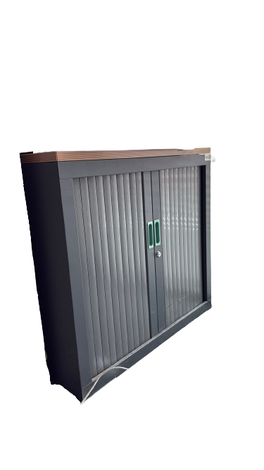 Armoire basse en métal grise avec portes coulissantes et fermeture à clé