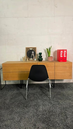 Chaise de réunion Vitra Eames Plastic Chair Noir