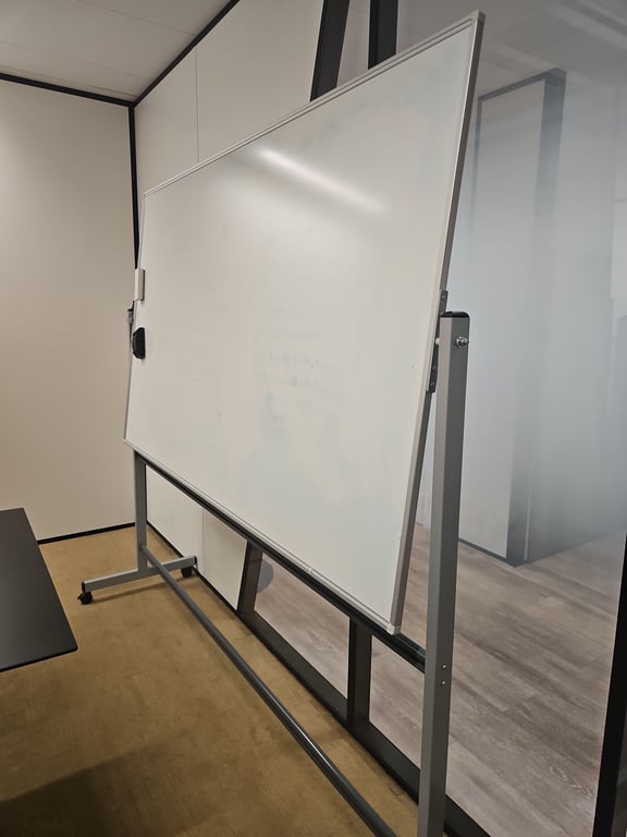 Tableau blanc mobile 200x202 - 3-4