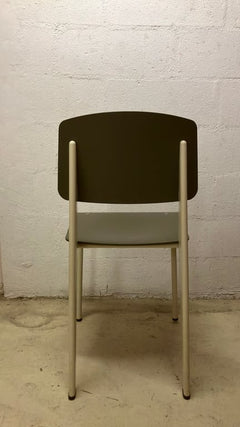 Chaise de réunion sans roulettes ni accoudoirs