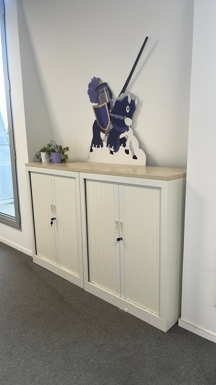 Armoire de rangement basse - 3-4
