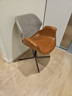 Chaise de réunion Zuiver en cuir et tissu