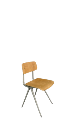 Chaise de cafétéria 'Revolt' par Hay