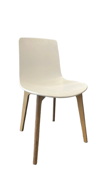 Chaise de réunion en bois et plastique