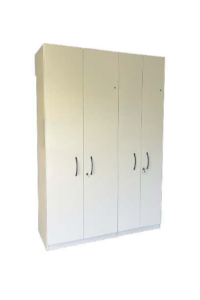 Armoire basse en mélaminé avec portes battantes