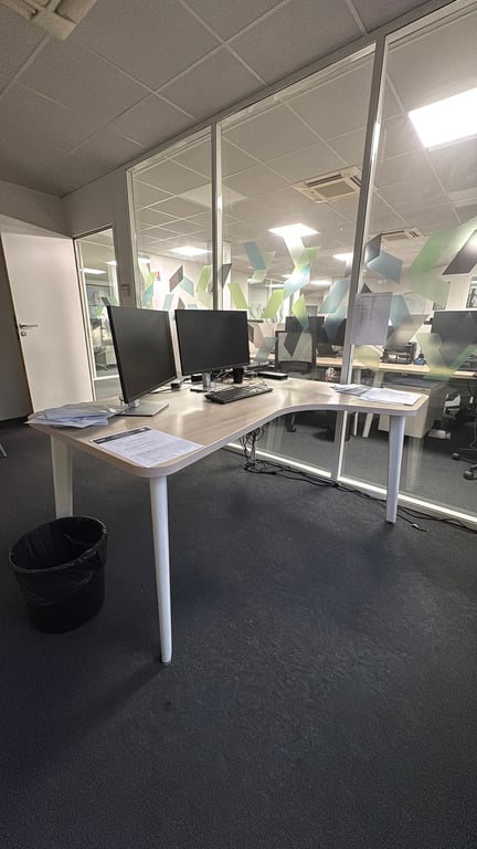 Bureau d'angle 160x131 - Retour droite - 3-4